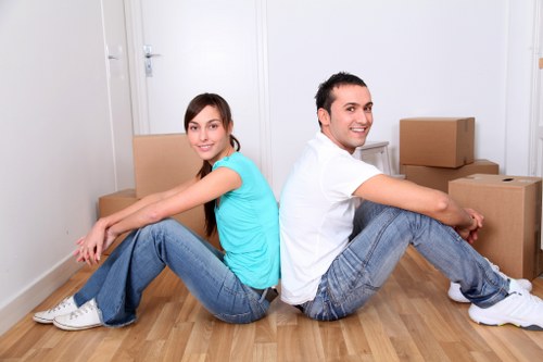 Professional South Kensington man and van team focused on careful relocation