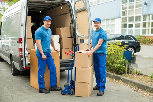 Free quote policy for Man With A Van South Kensington services