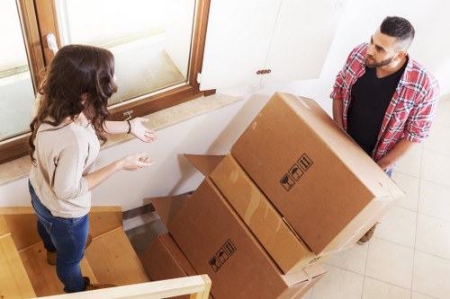 Flexible storage units available in South Kensington for household belongings