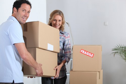 Reliable man with a van delivering items across South Kensington