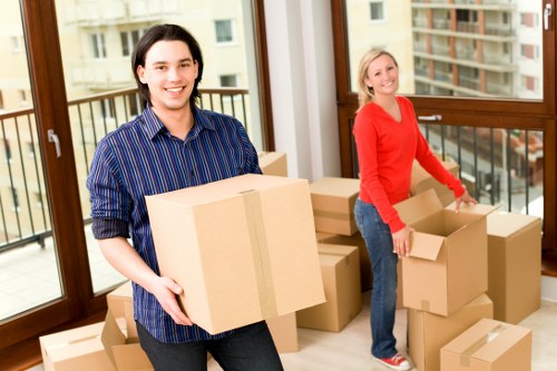 Local South Kensington furniture moving service handling home relocation